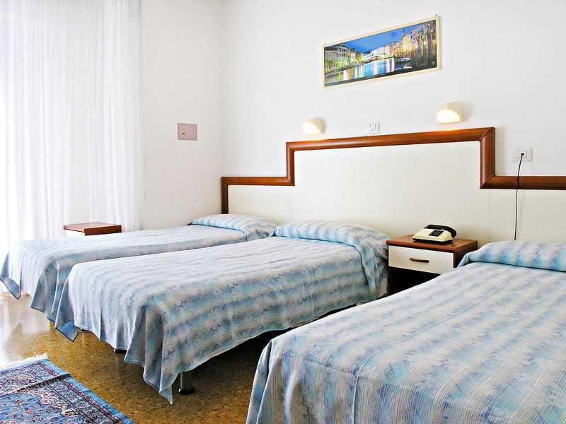 Hotel Bolivar ليدو دي يسولو المظهر الخارجي الصورة